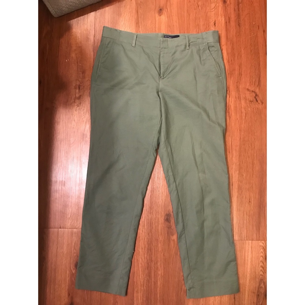 Gap cropped pants
